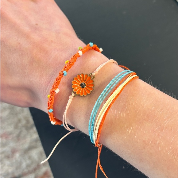 Amazon Essentials Multicolor String Bracelets - Picture 5 of 5